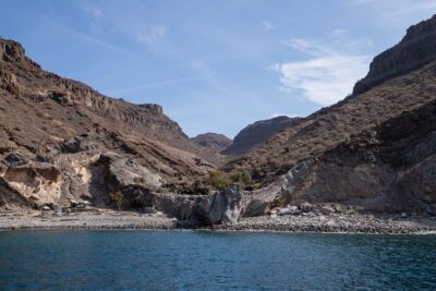 Afrikat Afternoon Cruise - The 4.5-hour flow: cruising, anchoring, and how the time is used