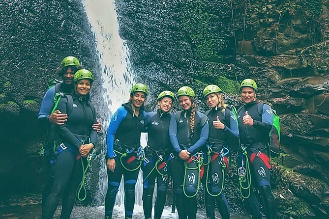 Canyoning Experience in Gran Canaria (Cernícalos canyon) - Quick hits on Cernícalos canyoning (Gran Canaria)