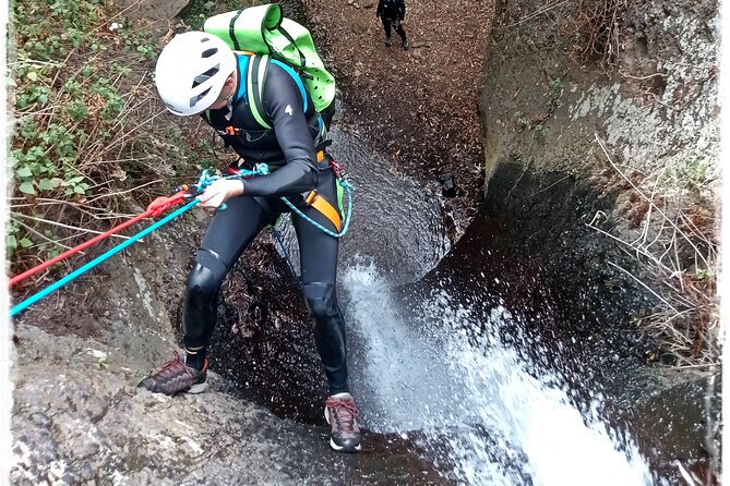 Canyoning in Gran Canaria: The Hidden Waterfalls and Magic Pools - Learning to Abseil: How Rope Skills Turn You from Helper into Doer
