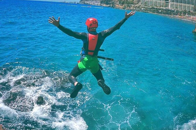 Coasteering experience in Gran Canaria - Picnic Break: Snacks, Water, and a Photo Report