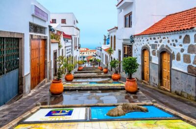 Gran Canaria: Full-Day VIP Tour by Bus - Pickup and getting to the right meeting point