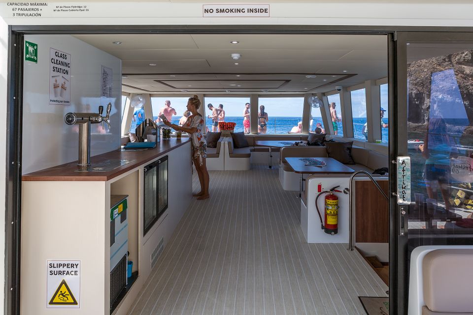 Gran Canaria: Fun Catamaran Cruise with Food and Drinks - Food and drinks: the included onboard bar is the real star