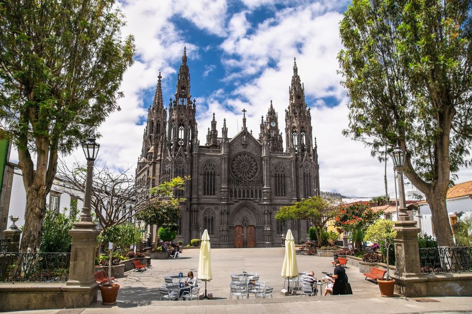 Gran Canaria Highlights Full-Day Tour by Bus - Lunch in Valleseco: Good Meal, Limited Choice