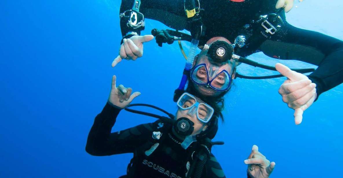 Gran Canaria: Scuba Diving for Beginners - The classroom part: safety briefings, signals, and gear basics