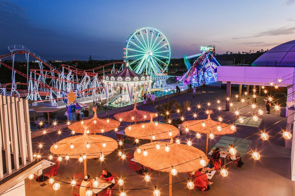 Holiday World Maspalomas Wooland Ticket - The 2-storey carousel: classic comfort in the middle of the thrills