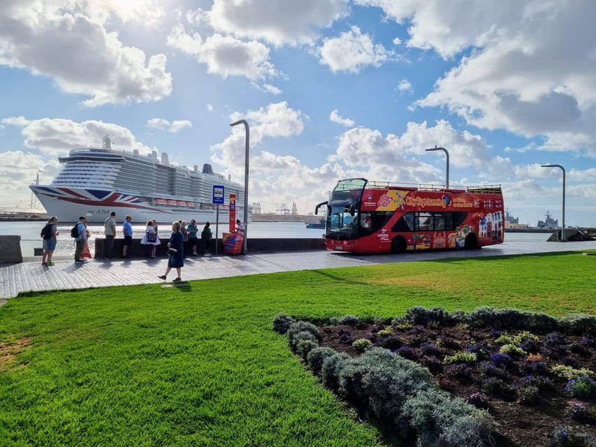 Las Palmas: City Sightseeing Hop-On Hop-Off Bus Tour - Old town to the waterfront: San Telmo, Muelle stops, and Poema del Mar
