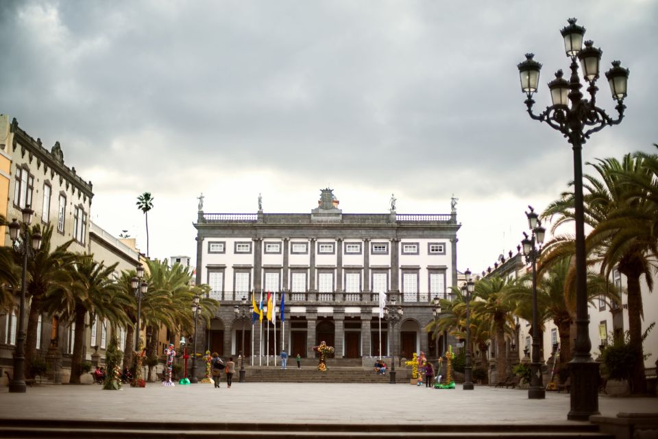 Las Palmas: City Sightseeing Hop-On Hop-Off Bus Tour - Vegueta and San Antonio Abad: the included walk worth timing your day for