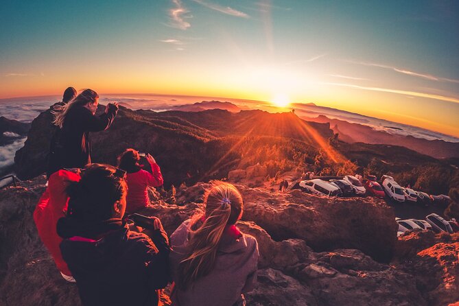 The Volcano Heart Tour: Hiking, Tasting and Sunset Experience - Stop 1: Pico de Bandama (the big first-picture moment)